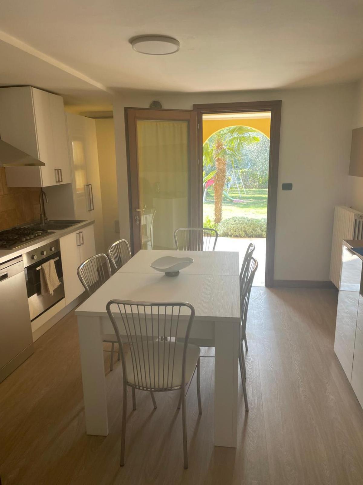 Villa Elena Appartamento In Villa Montinelle ภายนอก รูปภาพ